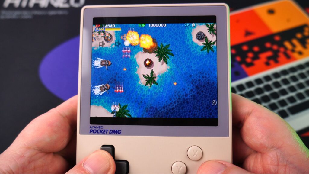 Arcade-Spiele auf dem AYANEO Pocket DMG