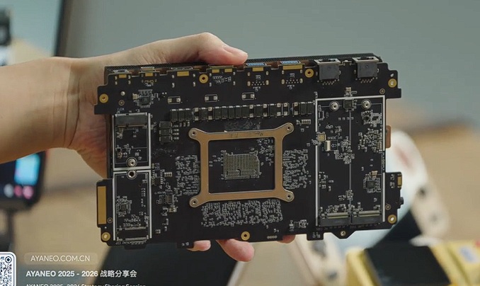 Dispositivo de pruebas AMD Ryzen Al Max 395 placa base inferior