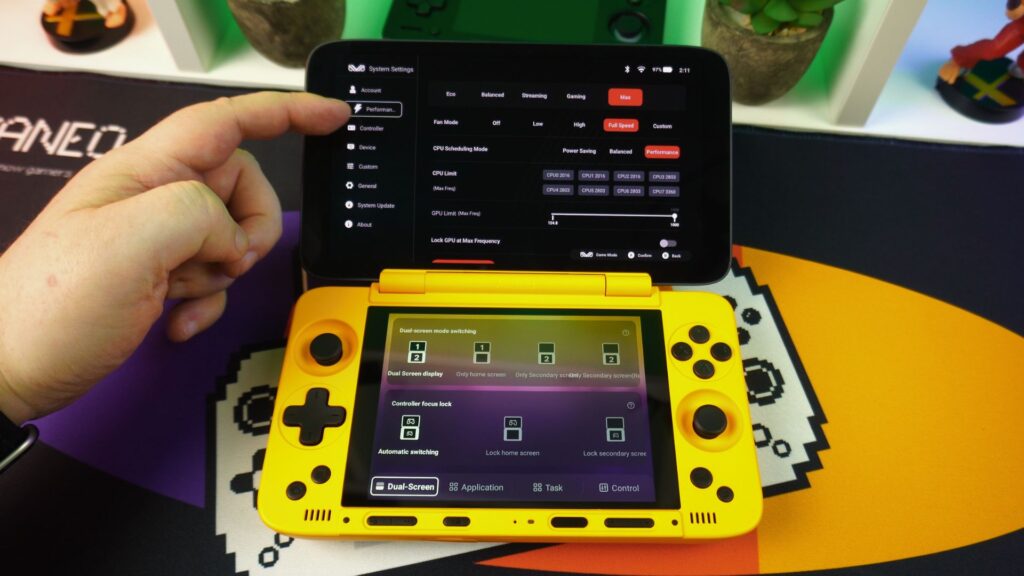 AYANEO Pocket DS AYA seaded