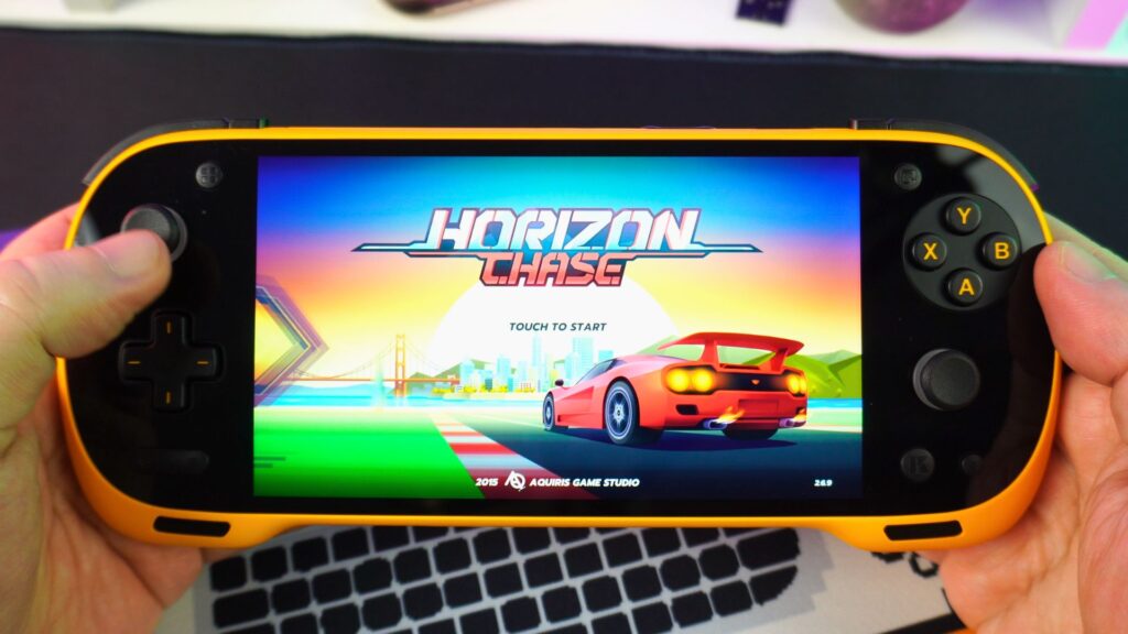 KONKR Pocket FIT zaslon i kontrole