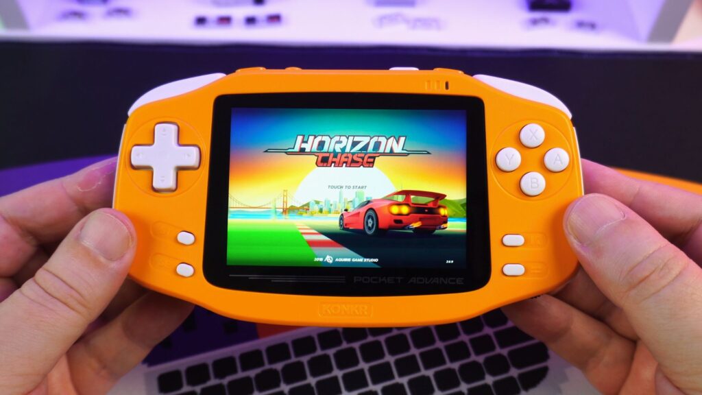 The KONKR Pocket Advance front view